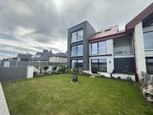 Photo 28- click for photo gallery